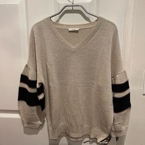Brunello Cucinelli Beige and Black V-Neck Sweater